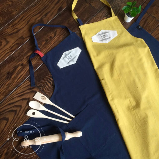 Custom Mr and Mrs premium extra large size cotton linen aprons with name tag and your personal date
